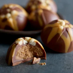 Milk Chocolate|Caramel Chocolate<Hotel Chocolat Billionaire Shortbread Chocolate Selector