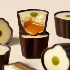 Mint Chocolate|Chocolate Selectors<Hotel Chocolat Mint Chocolate Royale Selector